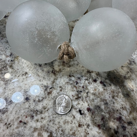 NEW Pottery Barn Clear Handcrafted Oversized Sea Glass Garland - Picture 7 of 10